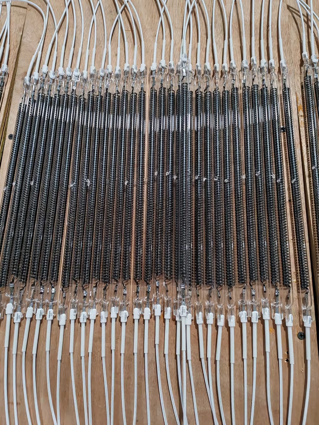 carbon fiber style medium wave